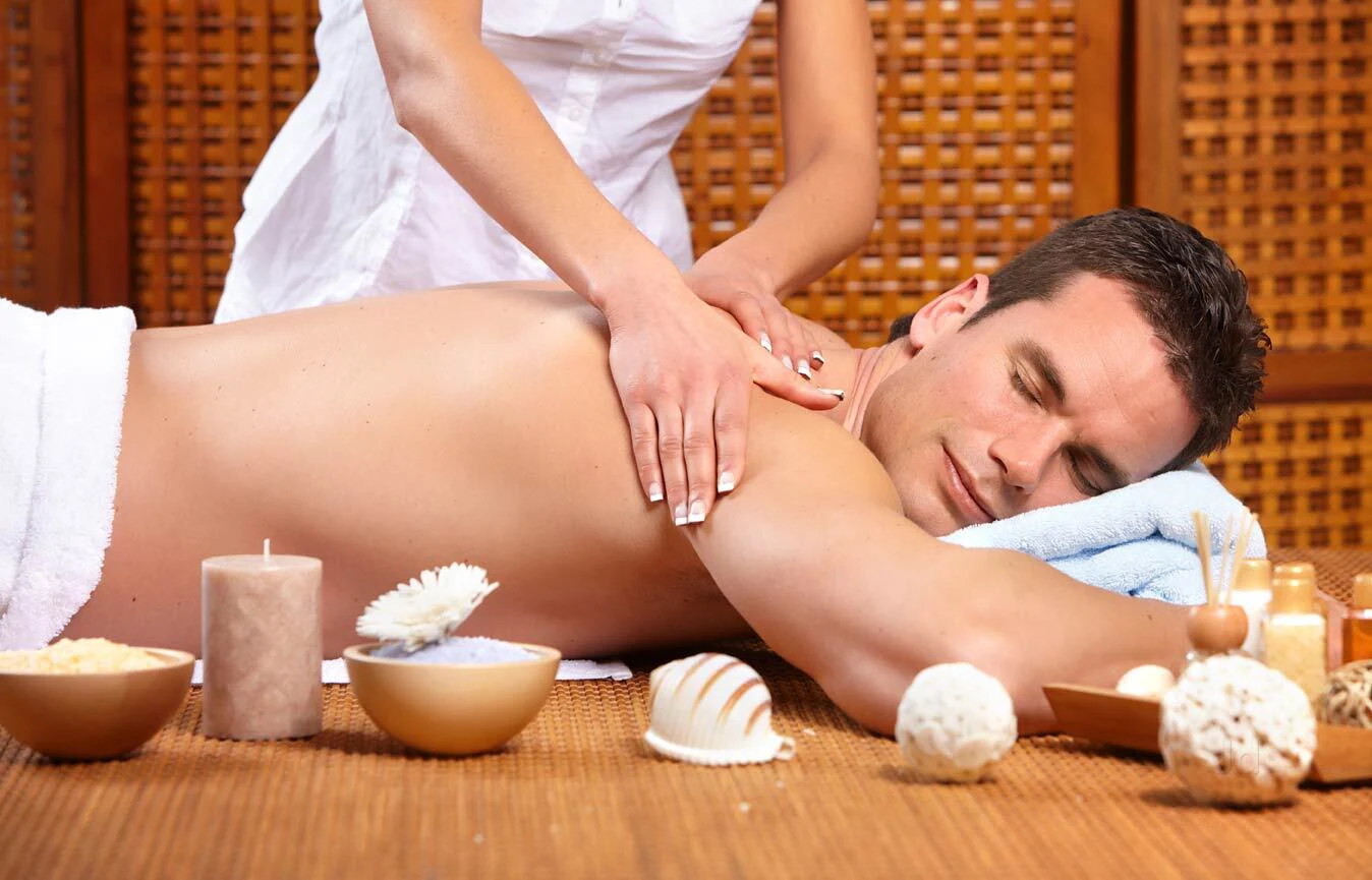 Chinese Scalp Massage provides quality spa treatment in Omaha, Nebraska